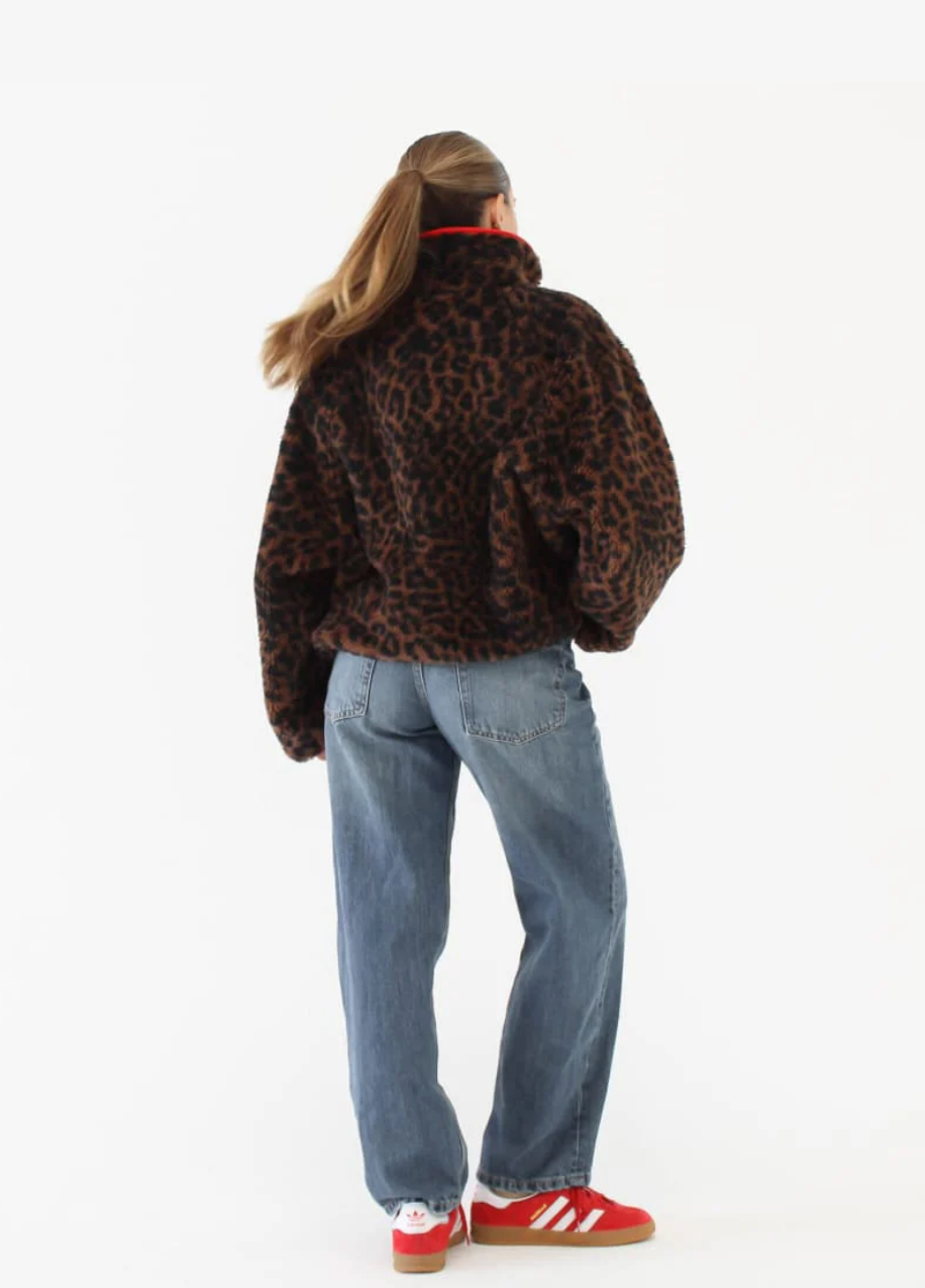 Bright Cheetah Sherpa